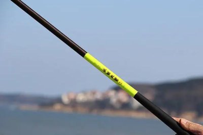 高碳竿怎么鉴别,可以从重量、硬度和脆性等方面鉴别