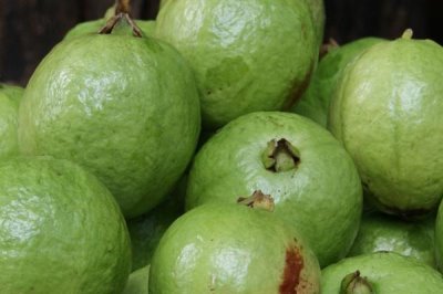 番石榴红心和白心区别，果肉颜色明显不同