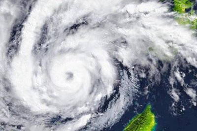 台风如何形成,由气压变化加上地球自转所形成