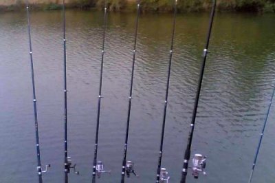 海竿是什么，泛指所有配有渔轮的鱼竿