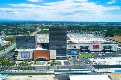 河北固安的特产,有矿泉水、油酥饽饽、胡记烧鸡等