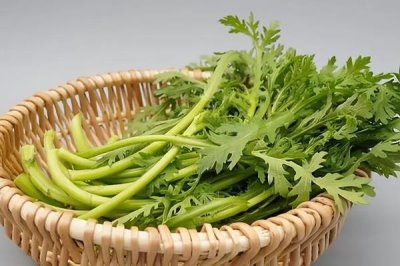 哪些作物的种植前景比较好,当前可以考虑蓝宝石葡萄、白草莓、秋葵等果蔬