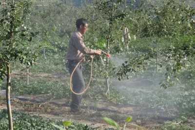 生物农药的简介，是指利用生物活体或代谢产物去杀灭、抑制有害生物的制剂