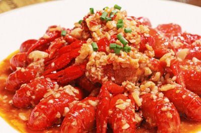 正宗的小龙虾要在哪里才能吃到,长沙、潜江、盱眙等城市可以吃到