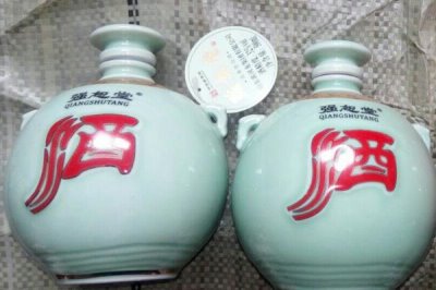 山东桓台县的特产,有马踏湖莲藕、荆家四色韭黄等