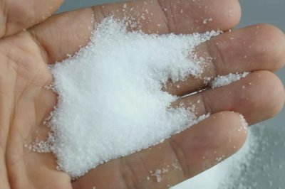 盐对于观赏鱼养殖的作用,可有效杀菌并预防一些疾病