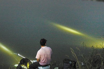 晚上真的好钓鱼吗,炎热夏季的晚上尤其好钓鱼