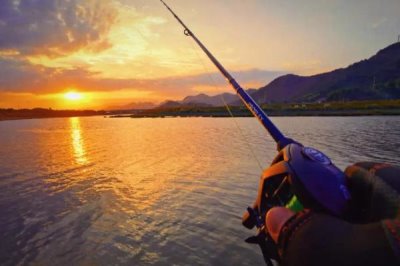 春季钓草鱼技巧，五月的阴雨天气更加适合作钓