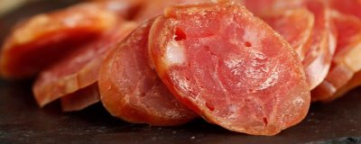 黑龙江佳木斯市的特产，包括力佳风干肠、抱马子茶叶筒等种类