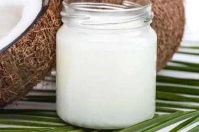 椰子油的食用方法,可刷在面包上食用