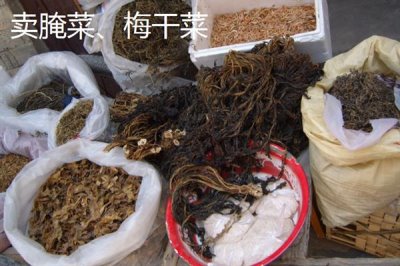 早餐适合卖什么,豆浆油条、酱香饼、小笼包等食物均是适宜选择