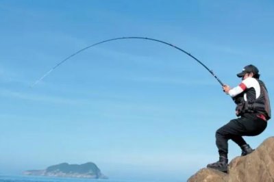 夏天钓鲫鱼技巧,大部分情况都应该钓远