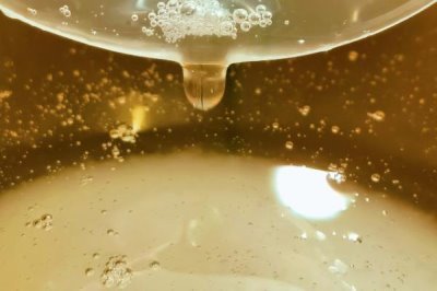 食用菌追肥的注意事项,常用的方法便是喷洒施肥