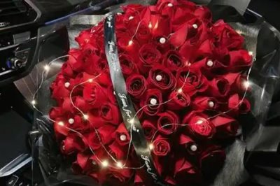 一束玫瑰花的价格,花朵的支数会影响售价