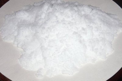 牛喂葡萄糖粉有没有坏处，是没有坏处的