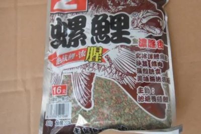 气温下降鲤鱼吃什么味型的饵料,甜饵及腥饵均可使用