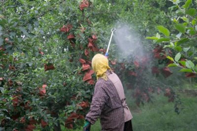 生物农药的简介，是指利用生物活体或代谢产物去杀灭、抑制有害生物的制剂