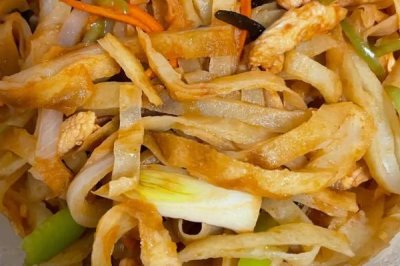 炒饼是什么东西，属于传统面食