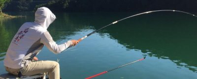 台钓鲤鱼如何有效调漂,先重铅找底、再逐渐修剪铅皮