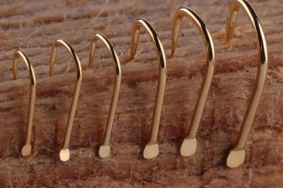 钓10斤鲢鳙用多大的钩子，不同的钩子所使用的型号不同