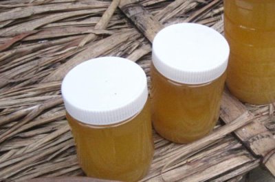 蜂蜜变质后可以做什么,可以用来护发、美容或者浇花