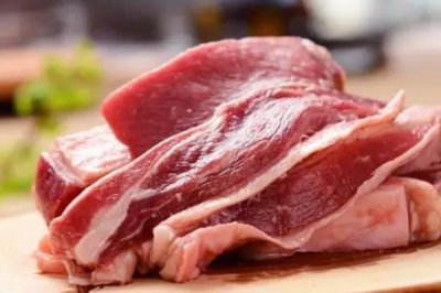 牛腩是什么部位,是指靠近牛肋处的松软肌肉