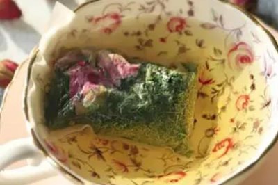 玫瑰花茶可以和什么搭配,可以和金银花、木瓜。西红柿等搭配