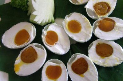 山东桓台县的特产,有马踏湖莲藕、荆家四色韭黄等