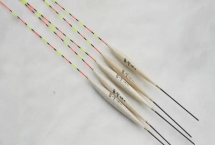 新手怎么挑选鱼漂，需考虑鱼体、材料、鱼情等因素