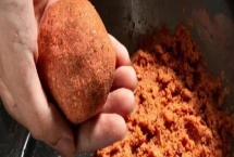 金版九一八饵料介绍,属于麦香型鱼饵且适合野钓