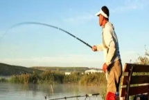 手钓鲢鳙如何绑钓组，对折鱼线然后在两端绑鱼钩