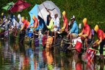 黑坑竿和普通鱼竿的区别,最大的区别是硬度不同