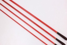 新手入门鱼竿怎么选择，可从材质、长度、调性、价格等方面考虑