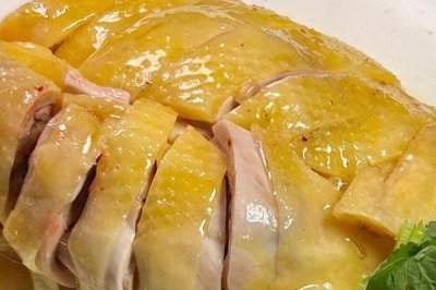 广东湛江的特产，吴川月饼在南宋时期便已开始制作