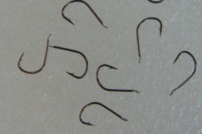 8号伊豆钩适钓鱼种,鲈鱼、黑鱼、鲶鱼等品种均可钓获