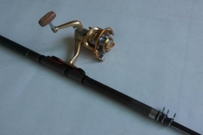 矶钓竿和前打竿的实用性对比，矶钓竿的优势比前打竿更加明显