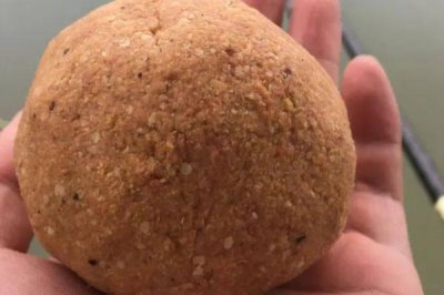 夏钓窝料配方,可使用麦麸、豆粉、红糖、曲酒等材料进行配制