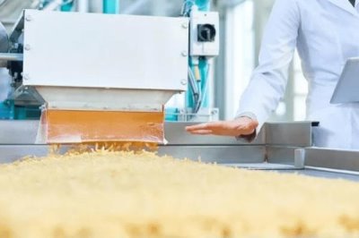 在家加工食品是否违法,没有食品安全许可证便属于违法行为