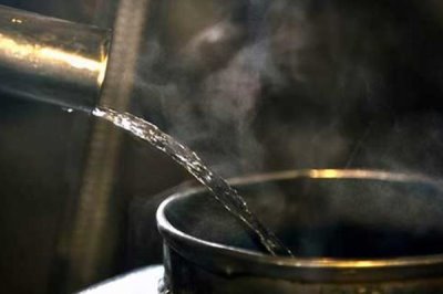 辽宁省朝阳县的特产，有朝阳绿豆、凌塔白酒等