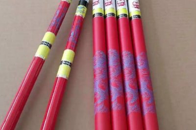 傲江湖鱼竿介绍，硬度为4-6H、收缩长度为110厘米