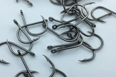 管付钩的种类和型号对比,主要有管付丸世钩、管付千又钩、管付伊势尼钩、管付伊豆钩这几种