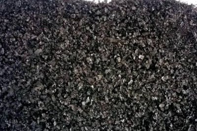 选购高质量海藻肥的方法,纯正的海藻肥呈黑褐色