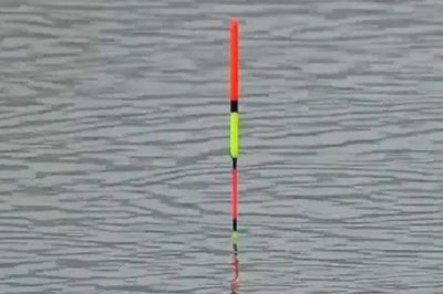 钓鱼怎么选择浮漂,可根据水情、鱼情、季节来选择浮漂