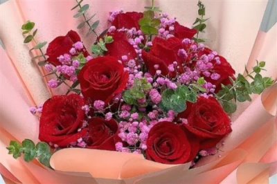 一束玫瑰花的价格,花朵的支数会影响售价